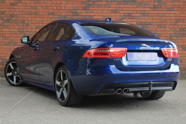 Used Jaguar XE 2016 for sale - 76226828: Photo 3