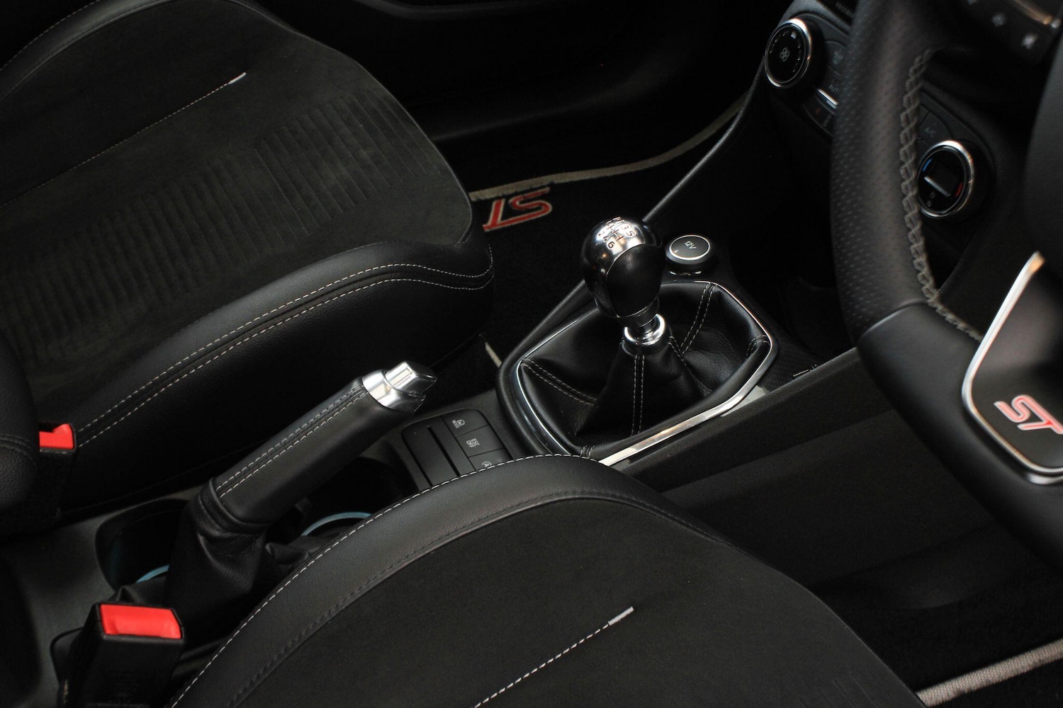 Used Ford Fiesta for sale - 77538345: Photo 24