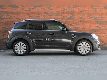 Used MINI Countryman 2017 for sale - 76072760: Photo 2