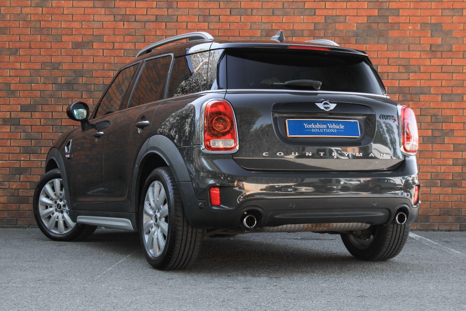 Used MINI Countryman 2017 for sale - 76072760: Photo 3