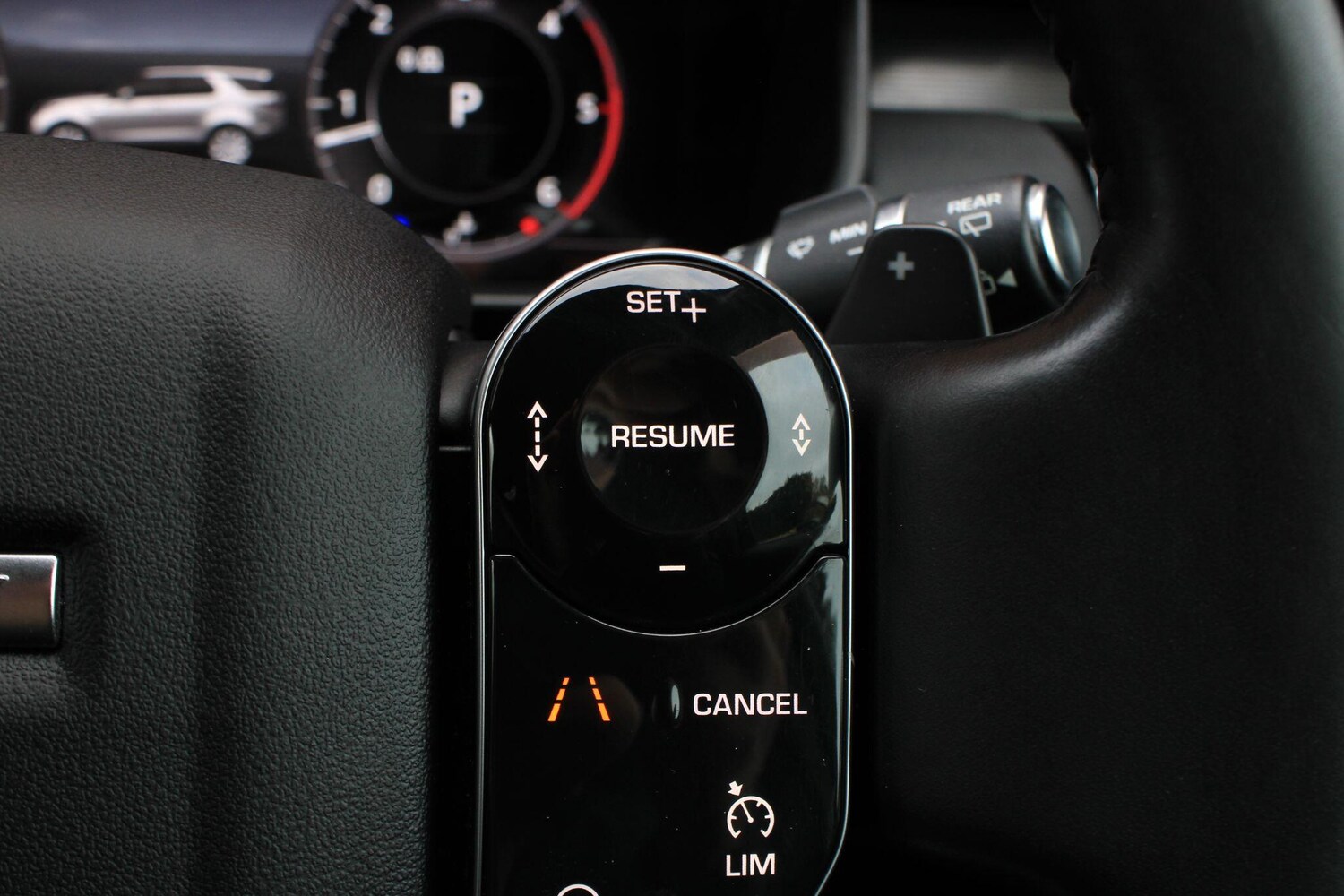 Used Land Rover Discovery 2019 for sale - 76633444: Photo 31