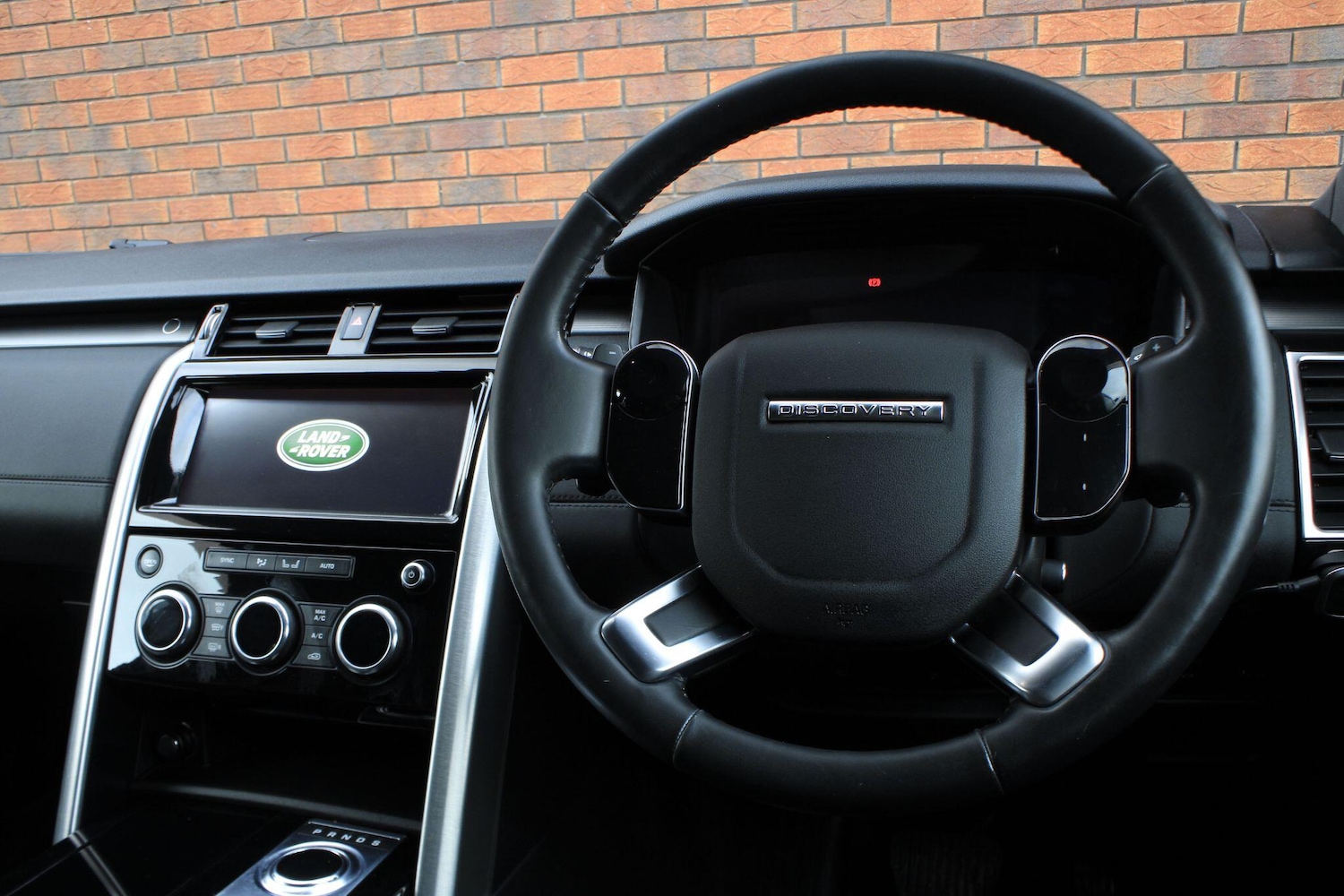 Used Land Rover Discovery 2019 for sale - 76633444: Photo 8