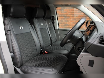 Used Volkswagen Transporter 2024 for sale - 79303633: Photo