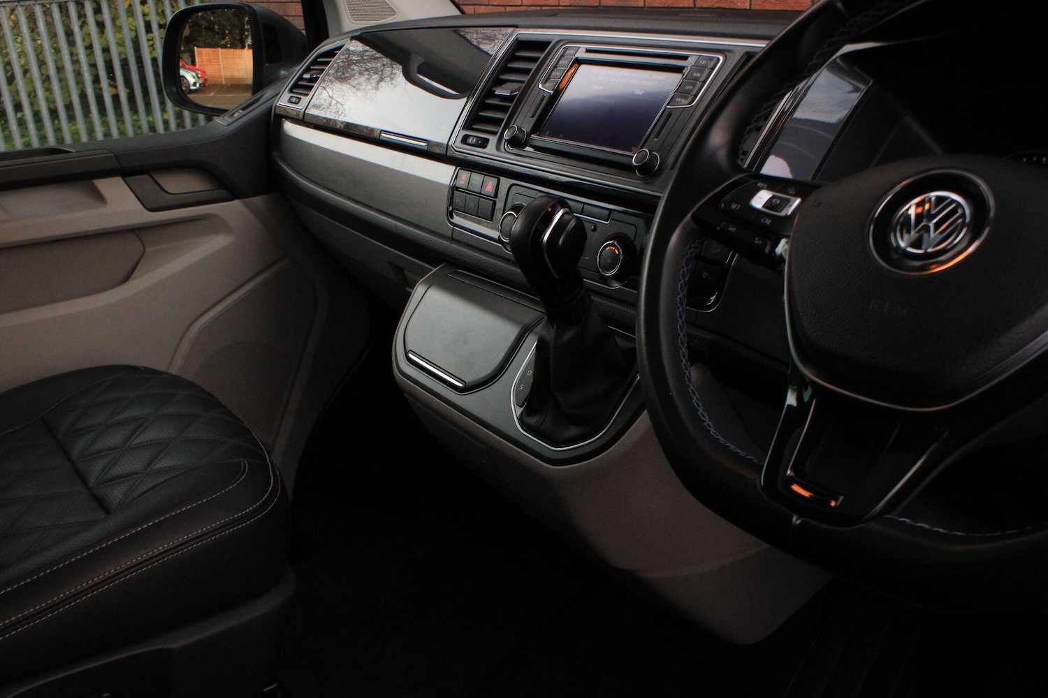 Used Volkswagen Transporter for sale - 76839827: Photo 27