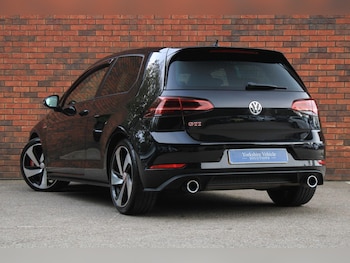 Used Volkswagen Golf 2019 for sale - 76228046: Photo