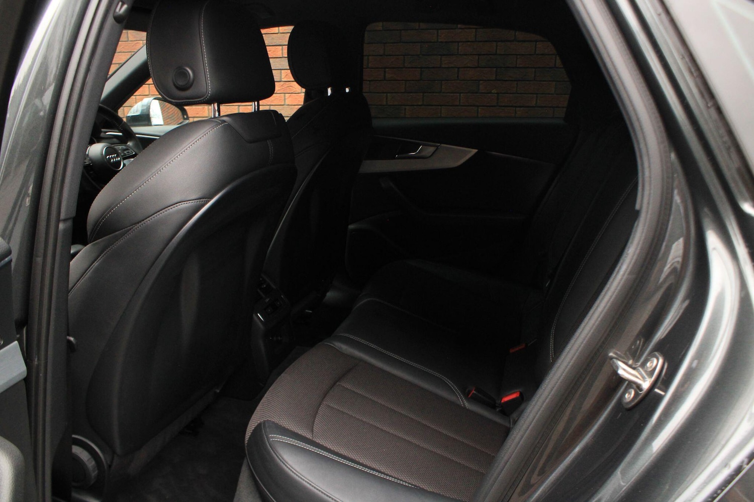 Used Audi A4 2016 for sale - 76886702: Photo 21