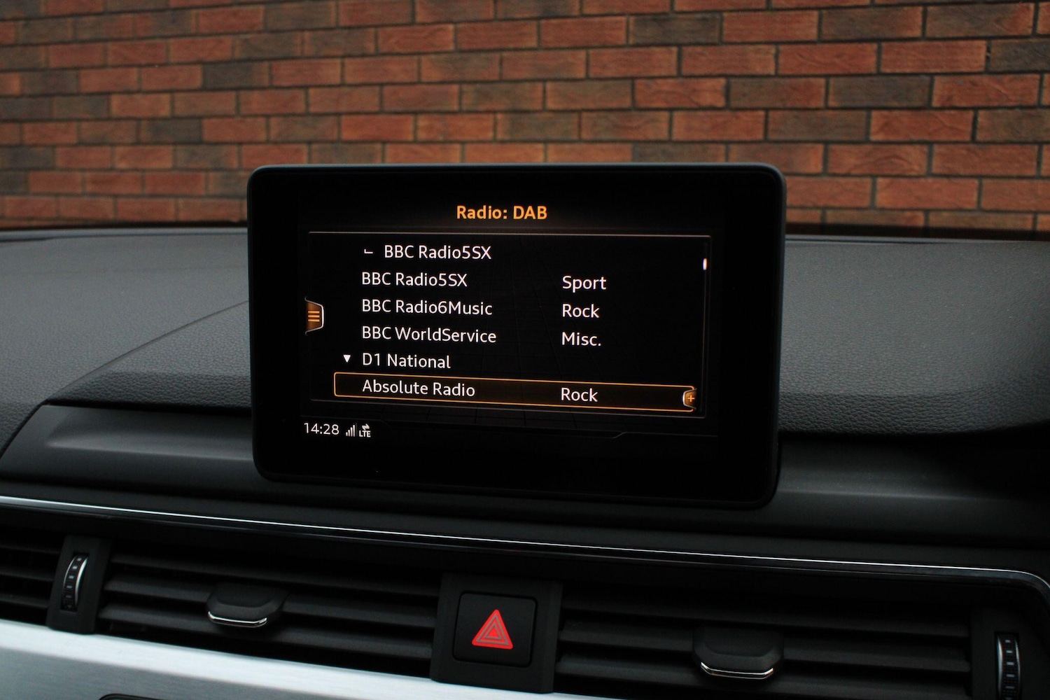 Used Audi A4 2016 for sale - 76886702: Photo 26