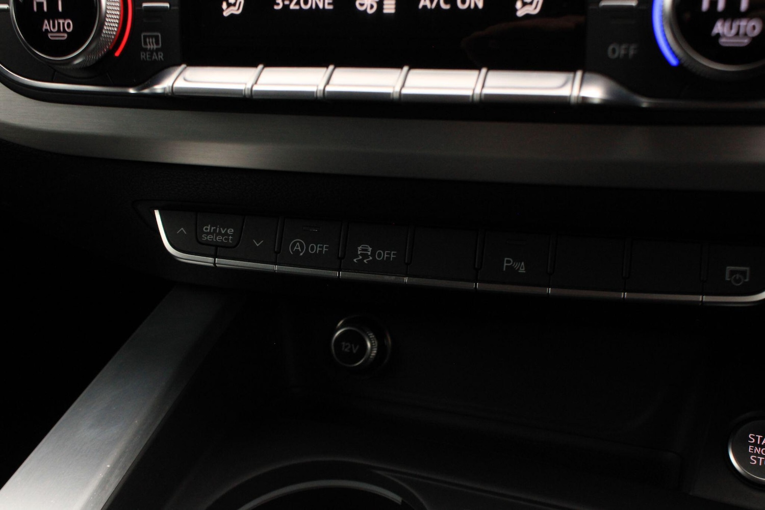 Used Audi A4 2016 for sale - 76886702: Photo 33