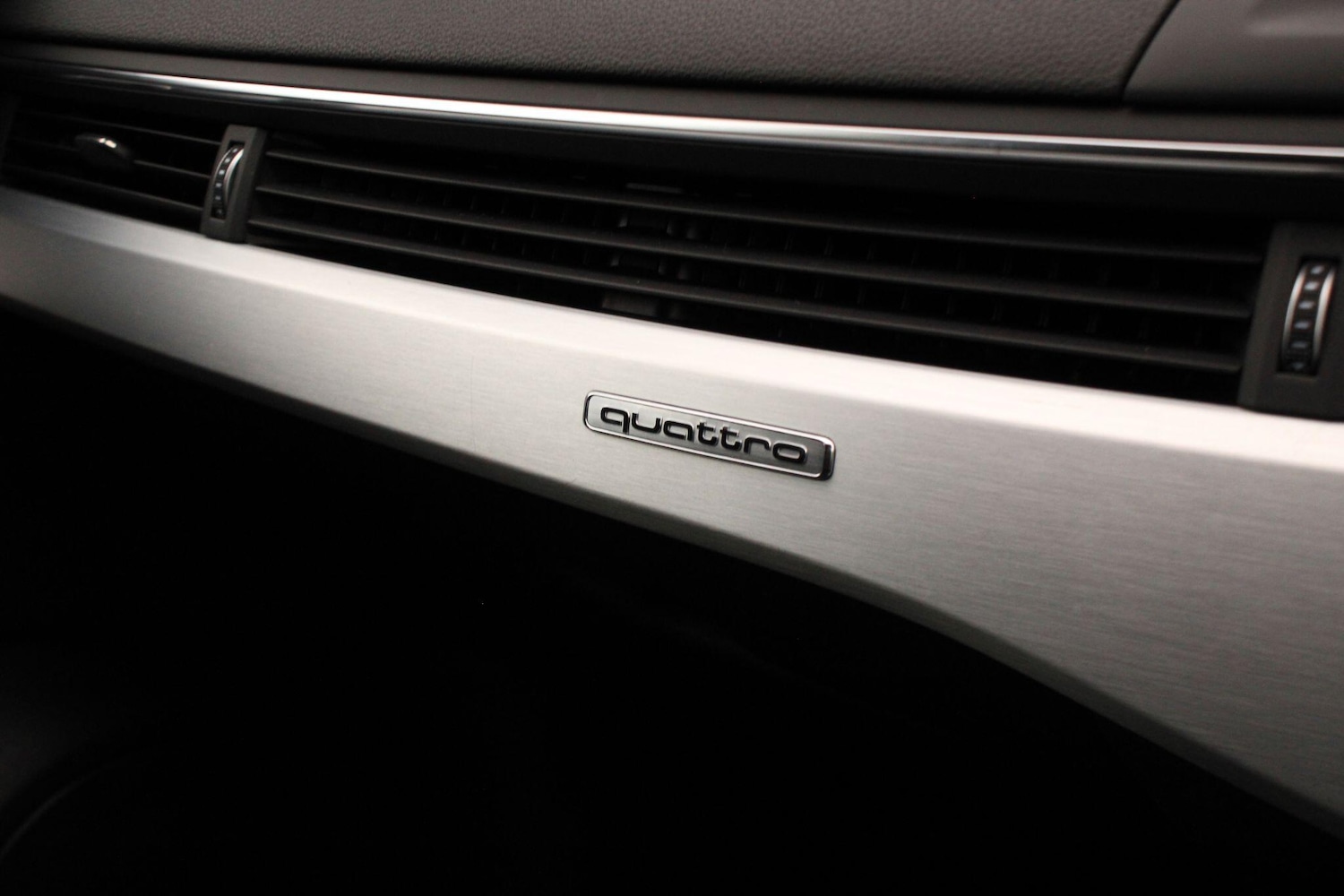 Used Audi A4 2016 for sale - 76886702: Photo 34