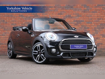 Used MINI Convertible 2018 for sale - 77724014: Photo