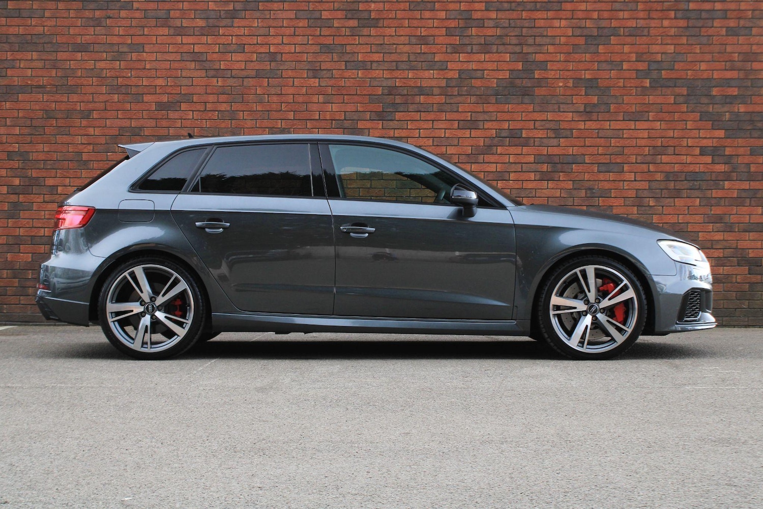 Used Audi RS3 for sale - 76990104: Photo 2