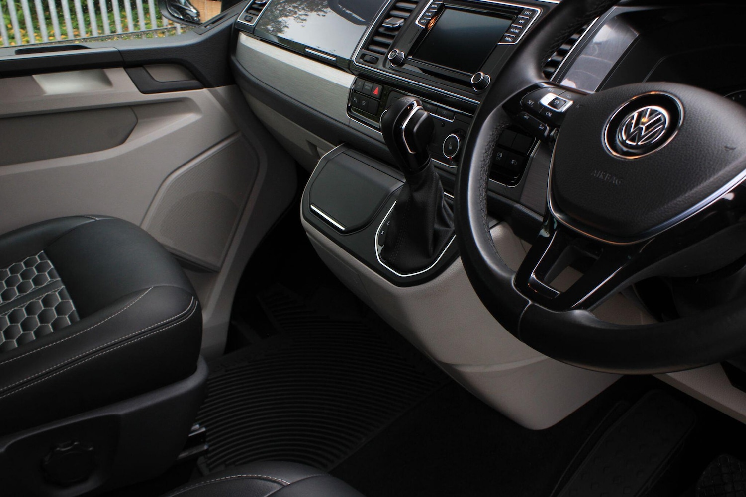 Used Volkswagen Transporter 2019 for sale - 76270592: Photo 21