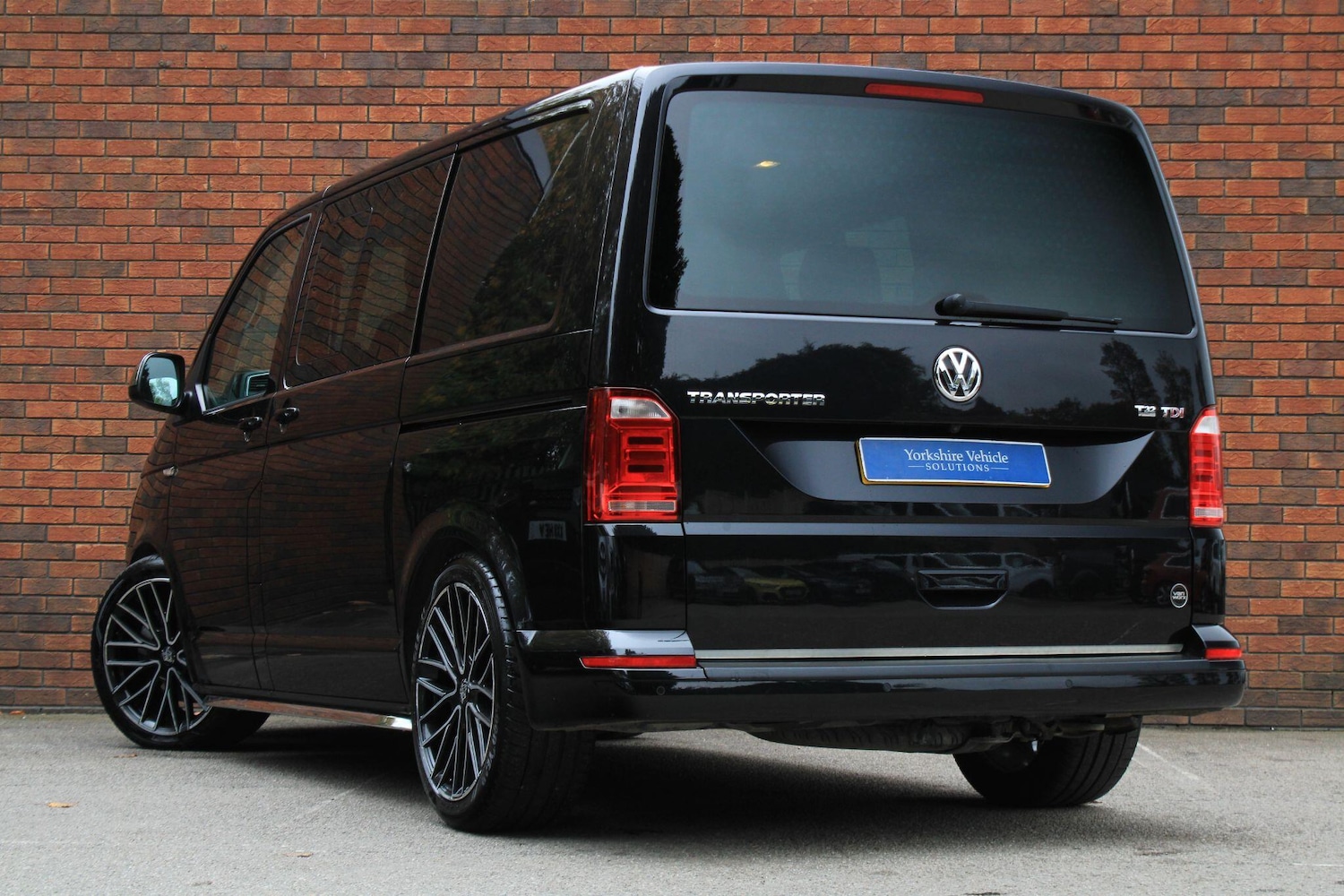 Used Volkswagen Transporter 2019 for sale - 76270592: Photo 3