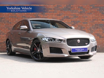 Used Jaguar XE 2016 for sale - 78728853: Photo