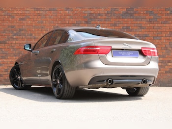 Used Jaguar XE 2016 for sale - 78728853: Photo