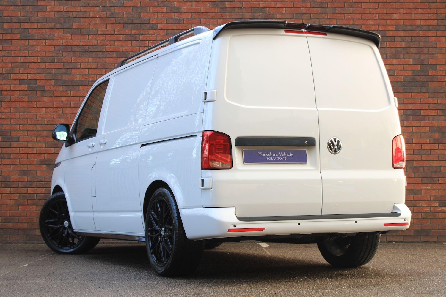 Used Volkswagen Transporter 2021 for sale - 77215360: Photo 3