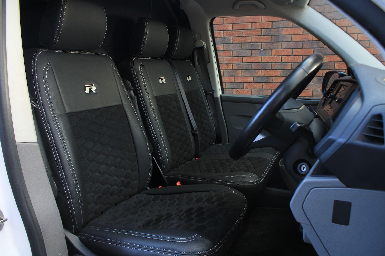 Used Volkswagen Transporter 2021 for sale - 77215360: Photo 4