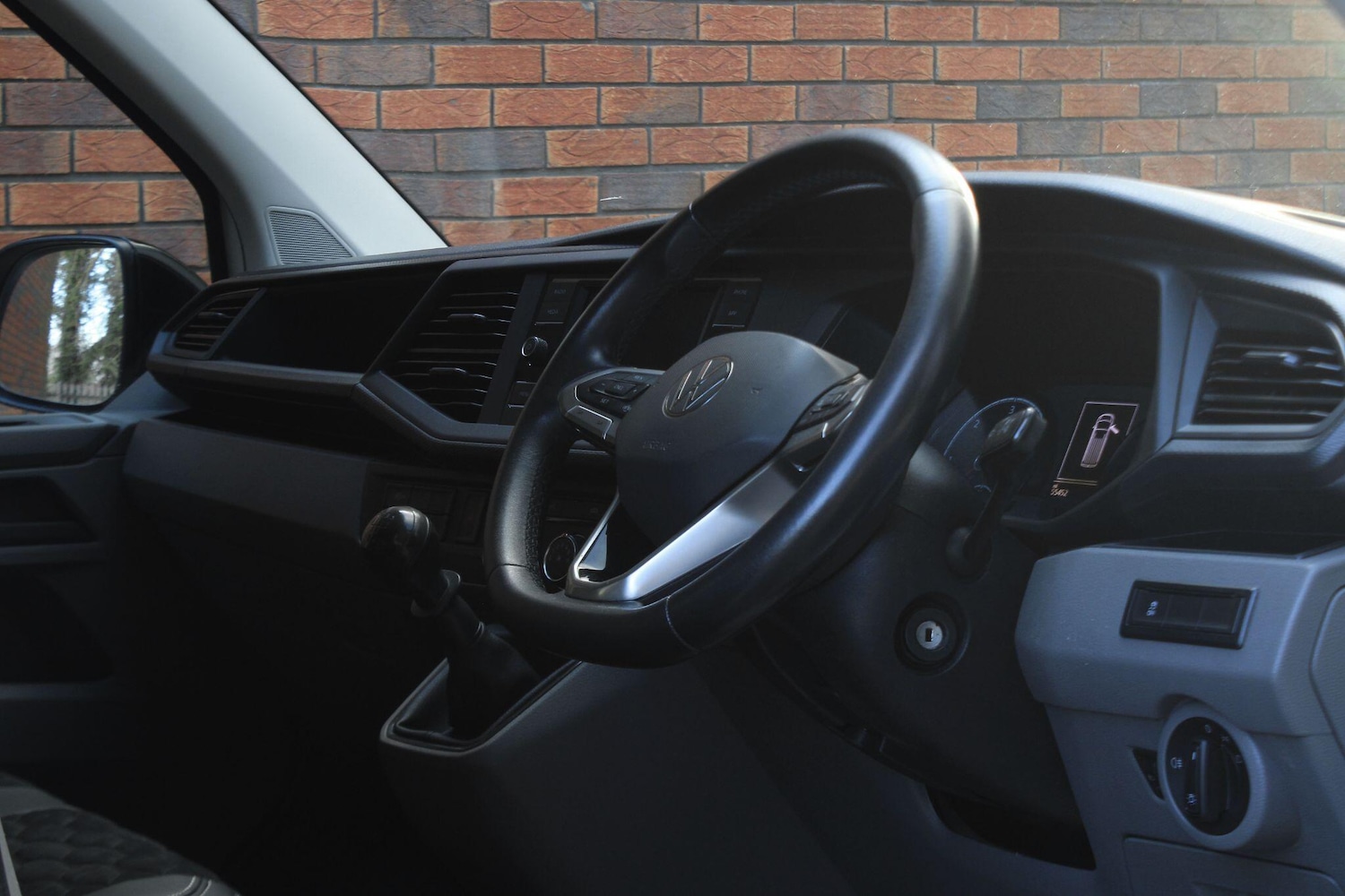 Used Volkswagen Transporter 2021 for sale - 77215360: Photo 5