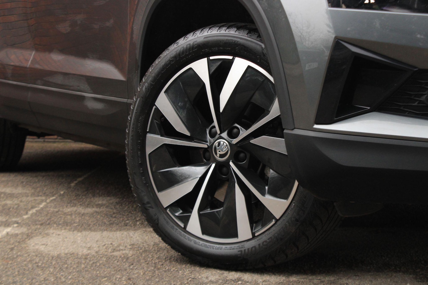 Used Skoda Karoq 2024 for sale - 77040899: Photo 9