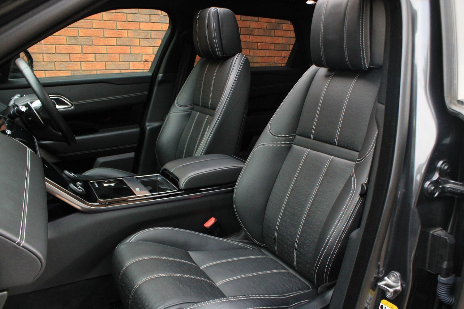 Used Land Rover Range Rover Velar for sale - 76965284: Photo 21