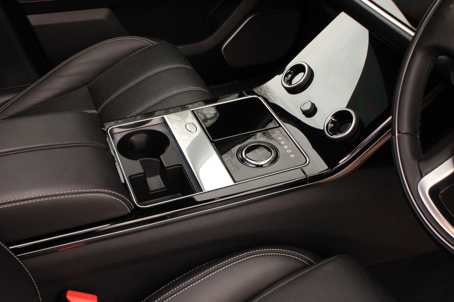 Used Land Rover Range Rover Velar for sale - 76965284: Photo 26