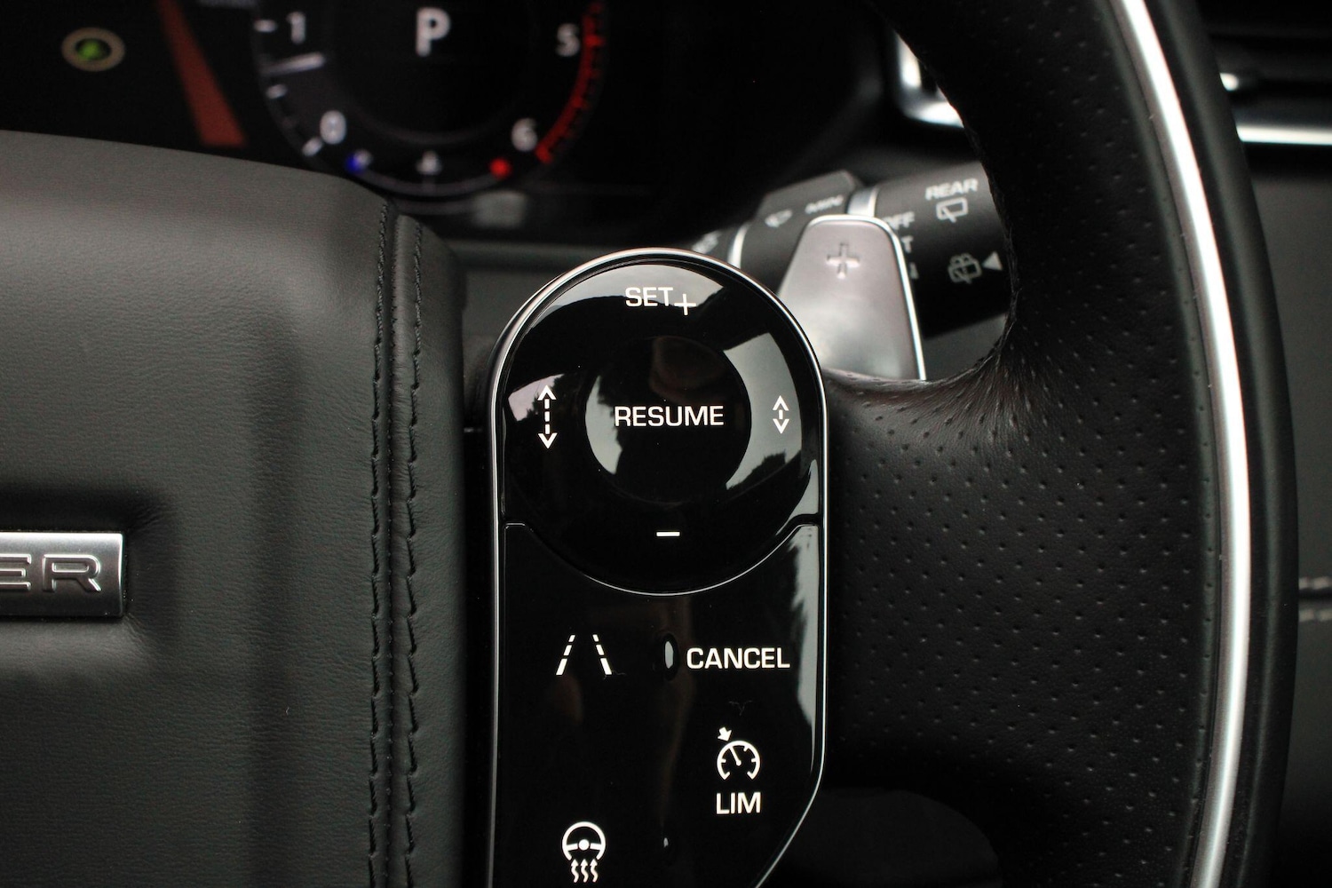 Used Land Rover Range Rover Velar for sale - 76965284: Photo 35