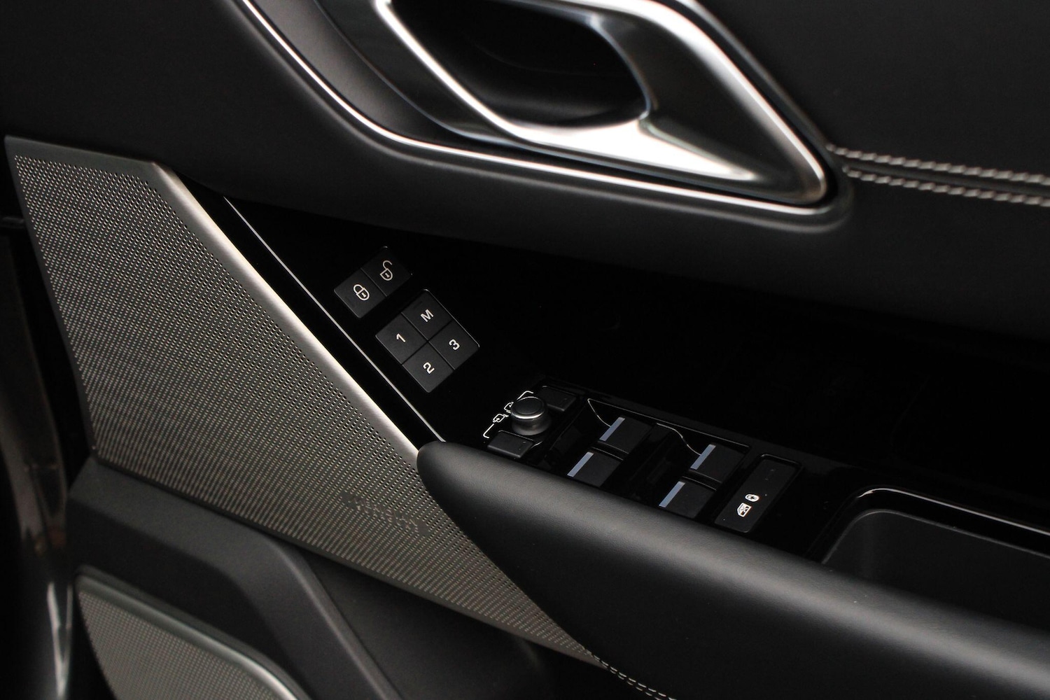 Used Land Rover Range Rover Velar for sale - 76965284: Photo 36