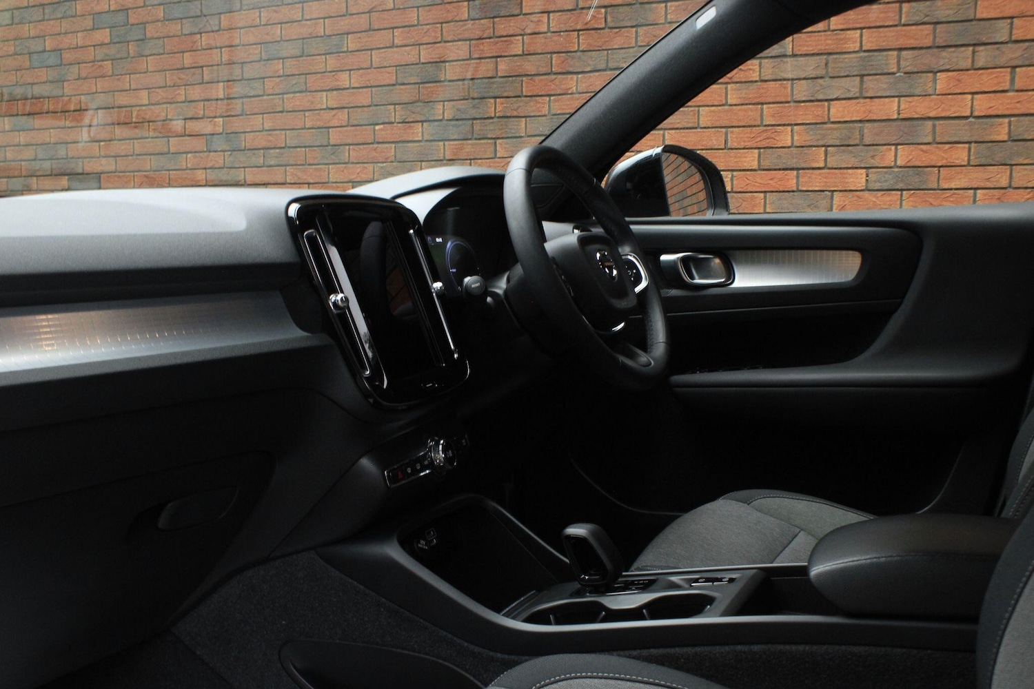 Used Volvo XC40 2021 for sale - 76990668: Photo 18