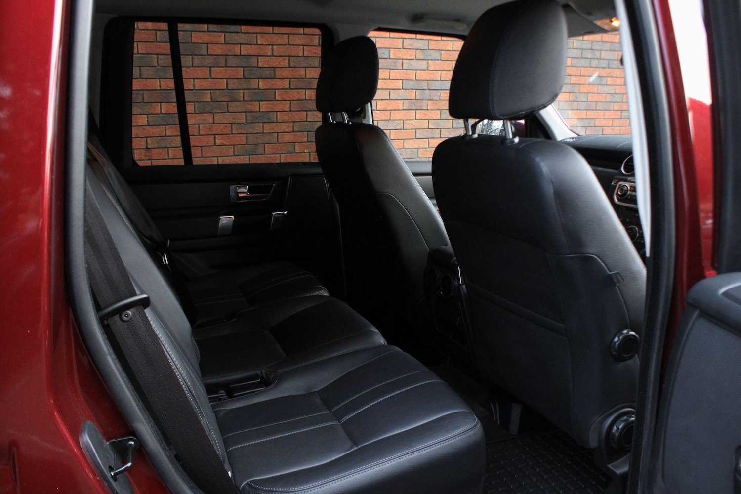 Used Land Rover Discovery 2016 for sale - 77538287: Photo 12