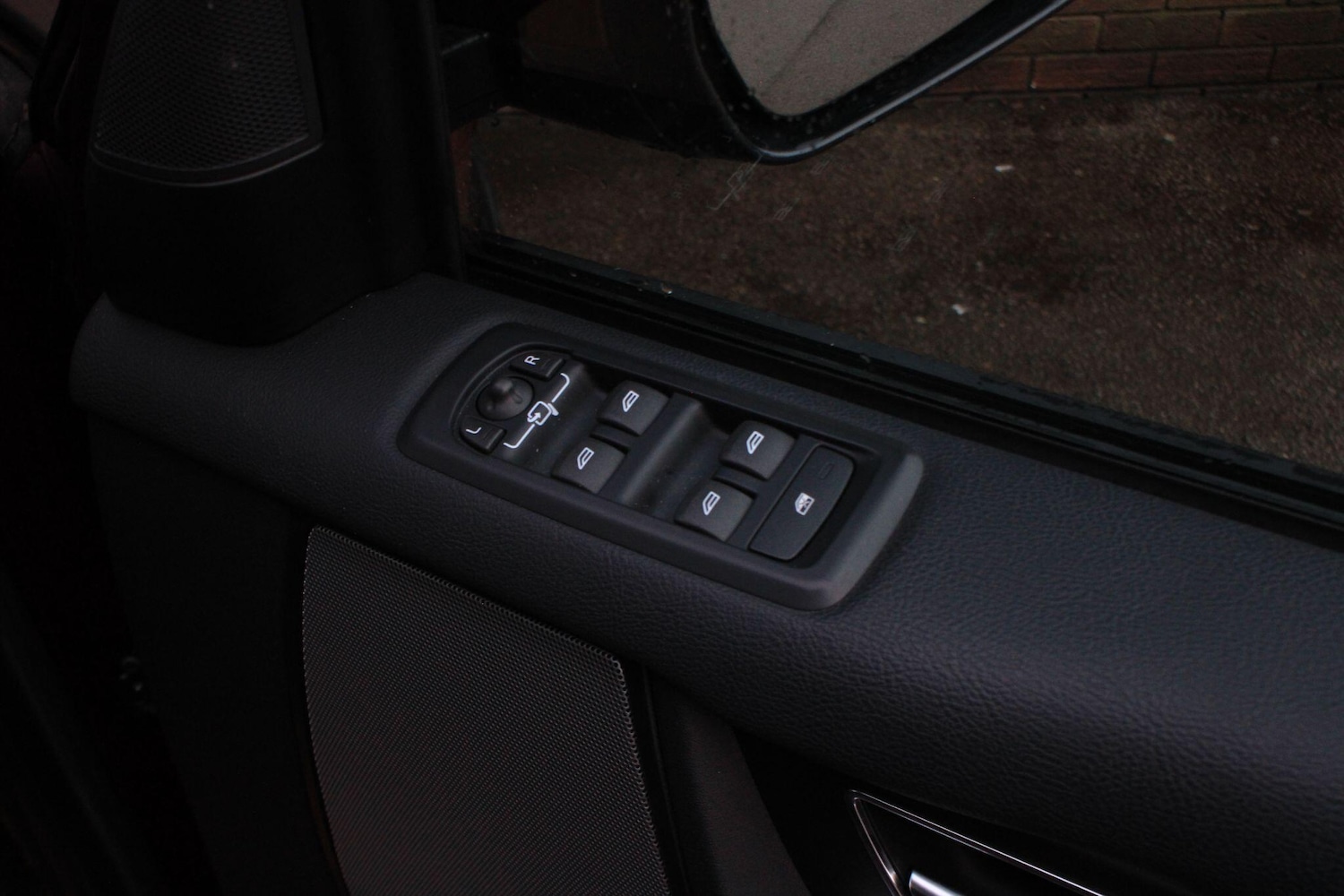 Used Land Rover Discovery 2016 for sale - 77538287: Photo 34