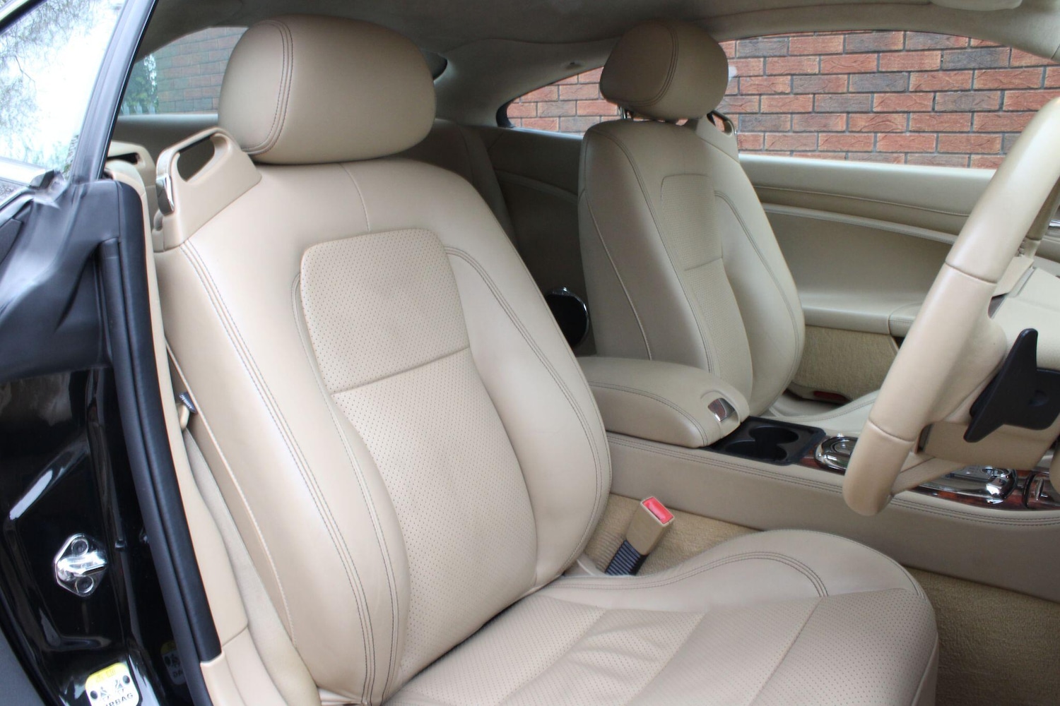 Used Jaguar XK for sale - 78135707: Photo 4