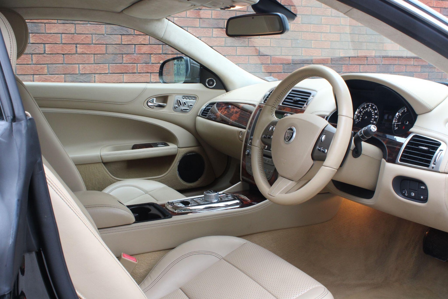 Used Jaguar XK for sale - 78135707: Photo 5