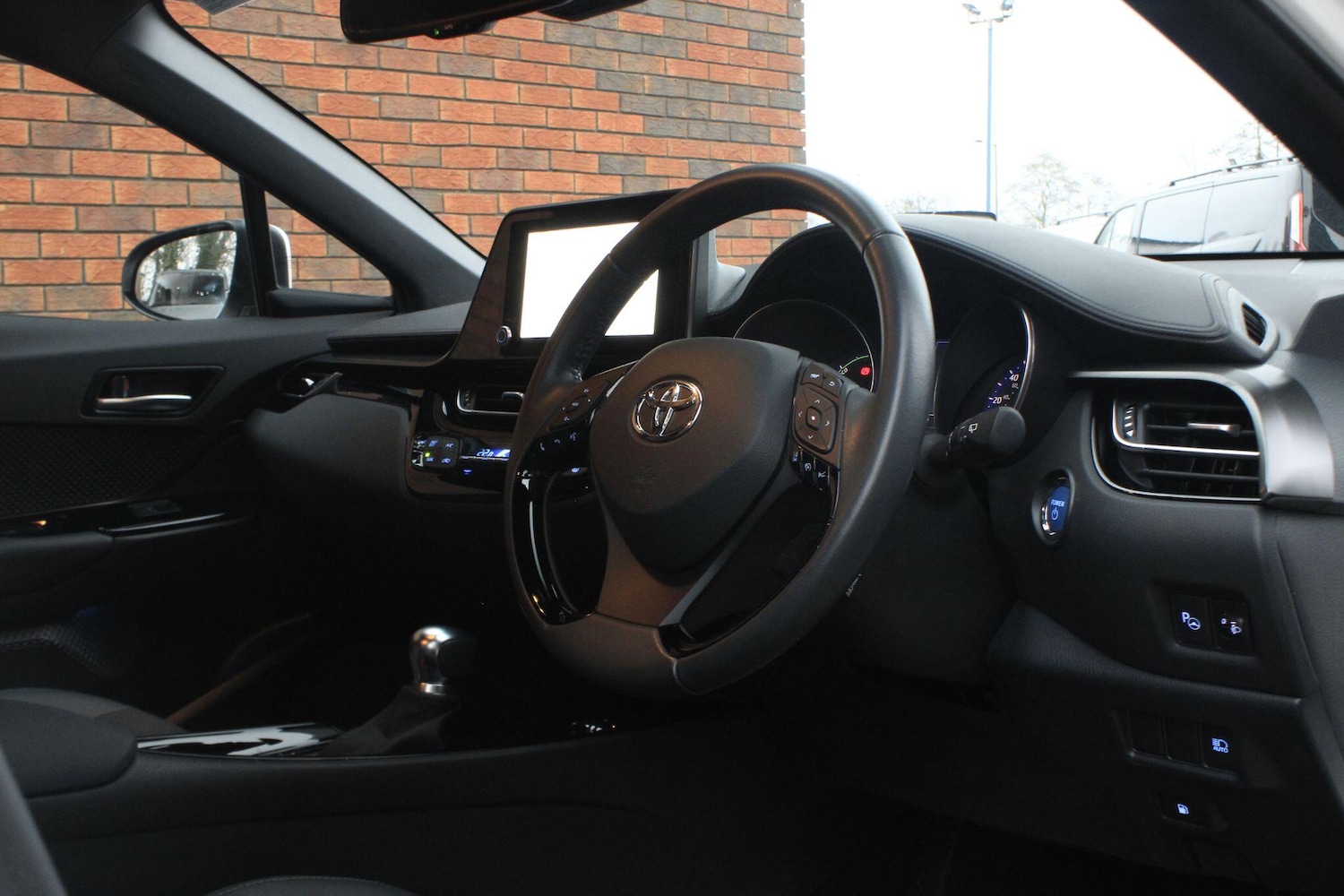 Used Toyota C-HR 2023 for sale - 77454741: Photo 5