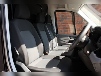 Used Volkswagen Crafter 2025 for sale - 79508805: Photo
