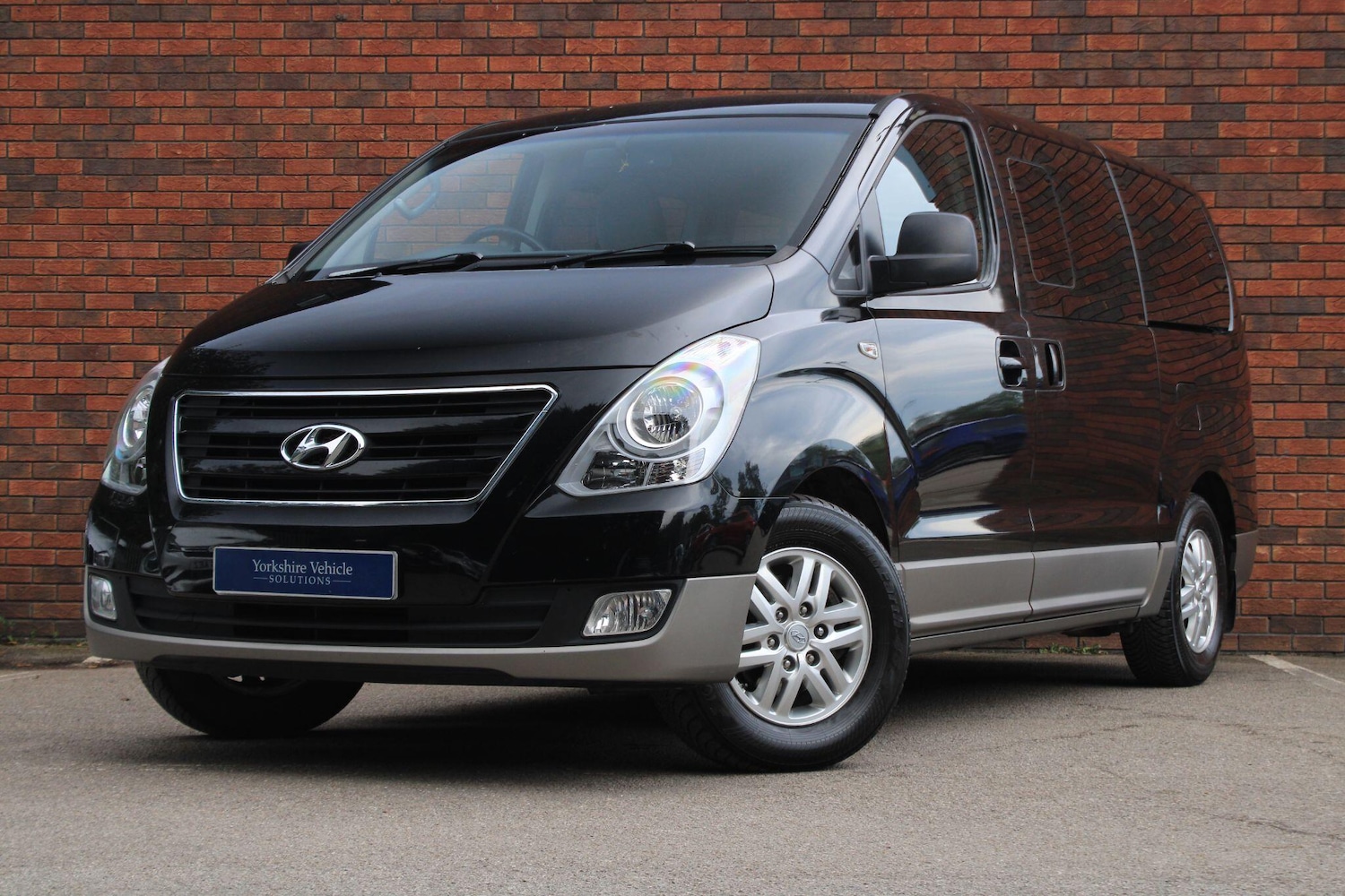 Used Hyundai i800 2017 for sale - 76167099: Photo 15