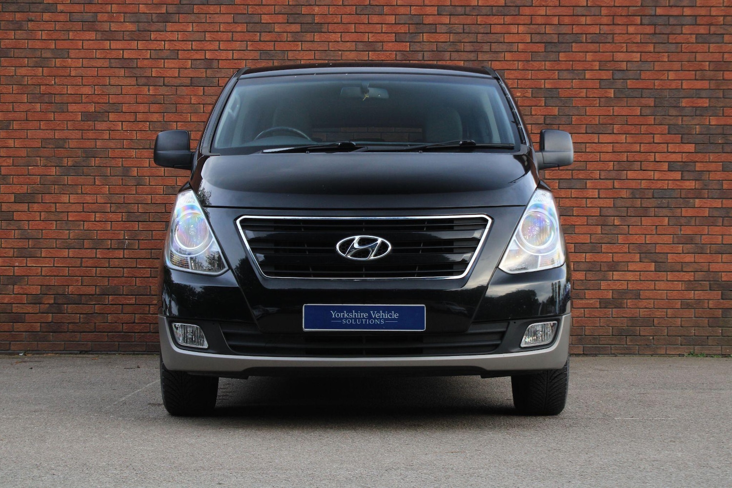 Used Hyundai i800 2017 for sale - 76167099: Photo 33