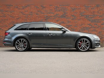 Used Audi S4 Avant 2018 for sale - 77823705: Photo