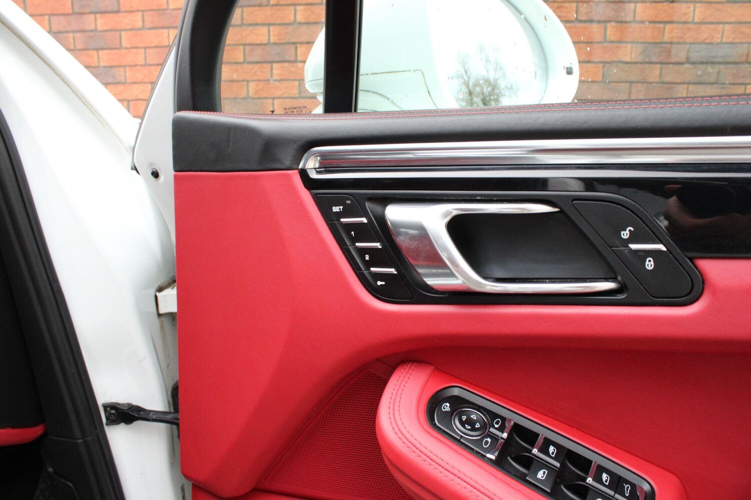 Used Porsche Macan for sale - 77853093: Photo 34