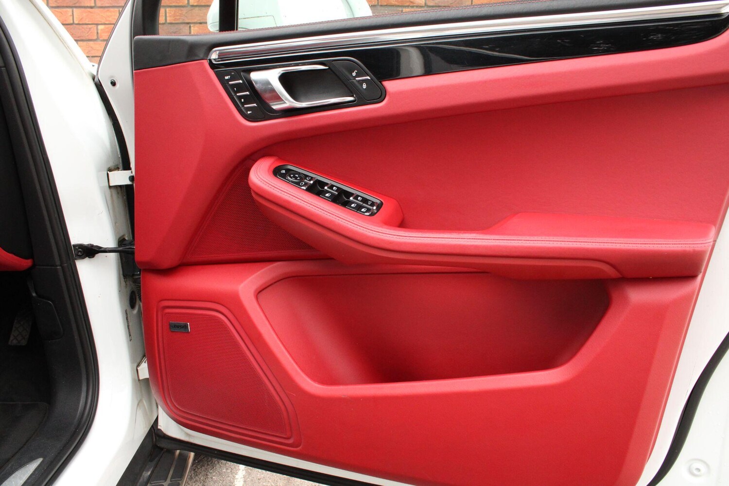 Used Porsche Macan for sale - 77853093: Photo 35