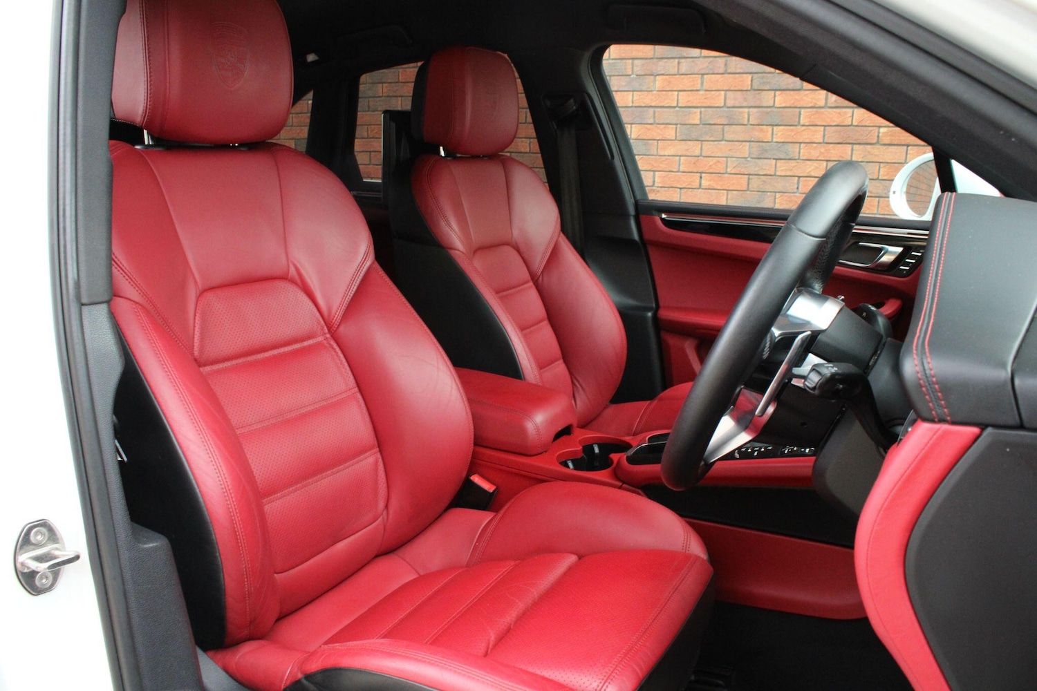 Used Porsche Macan for sale - 77853093: Photo 4