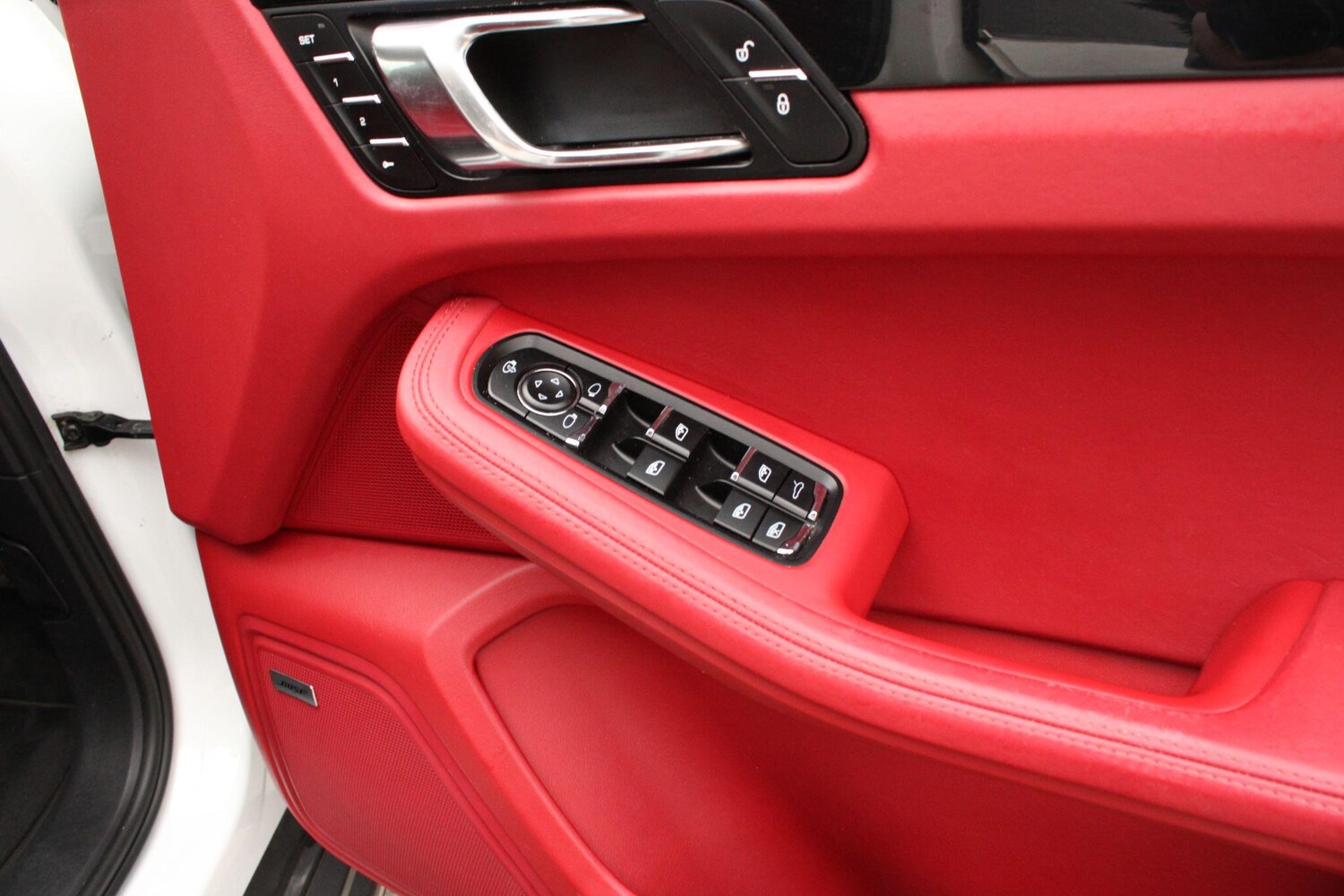 Used Porsche Macan for sale - 77853093: Photo 42