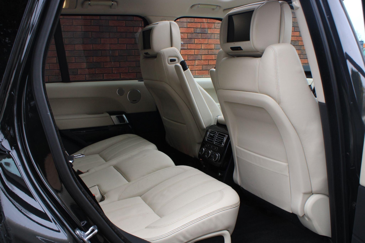 Used Land Rover Range Rover 2016 for sale - 76824223: Photo 11