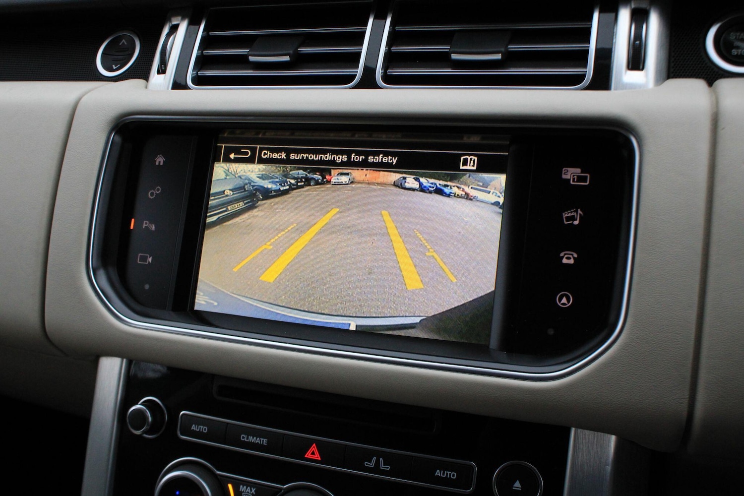 Used Land Rover Range Rover 2016 for sale - 76824223: Photo 13