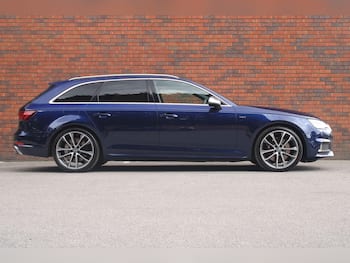 Used Audi A4 2017 for sale - 79712261: Photo