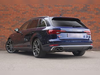 Used Audi A4 2017 for sale - 79712261: Photo