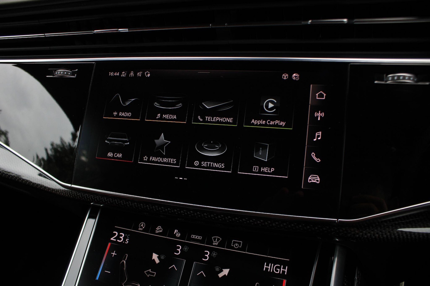 Used Audi SQ8 for sale - 76153134: Photo 31