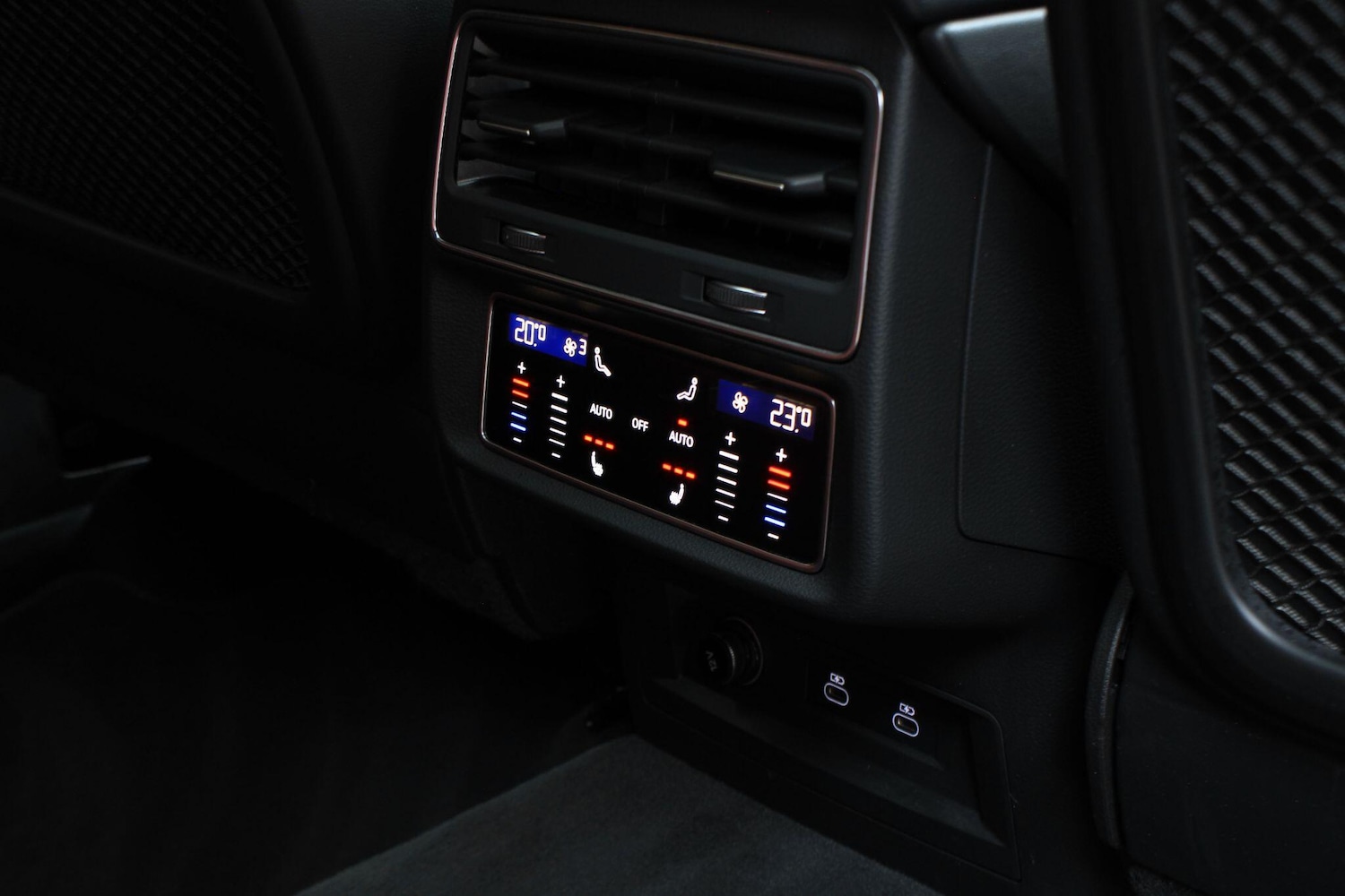 Used Audi SQ8 for sale - 76153134: Photo 39