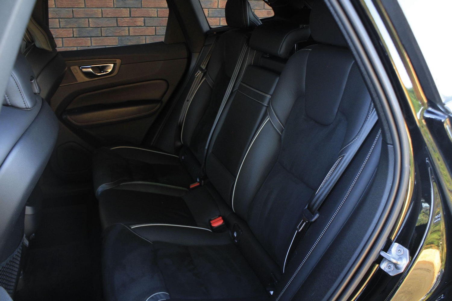 Used Volvo XC60 2018 for sale - 76786569: Photo 23