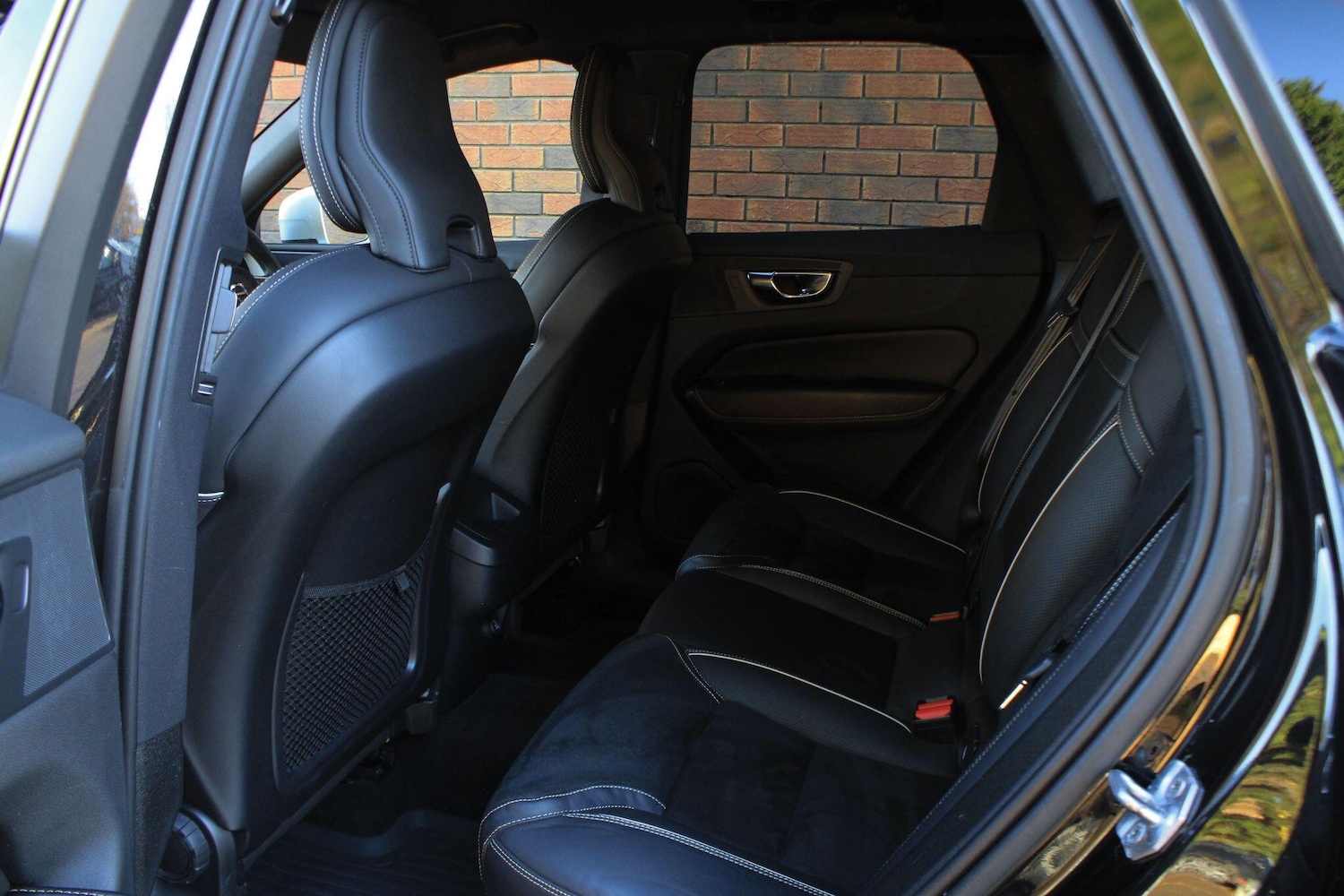 Used Volvo XC60 2018 for sale - 76786569: Photo 24