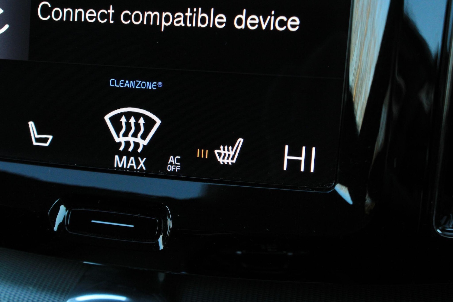 Used Volvo XC60 2018 for sale - 76786569: Photo 26